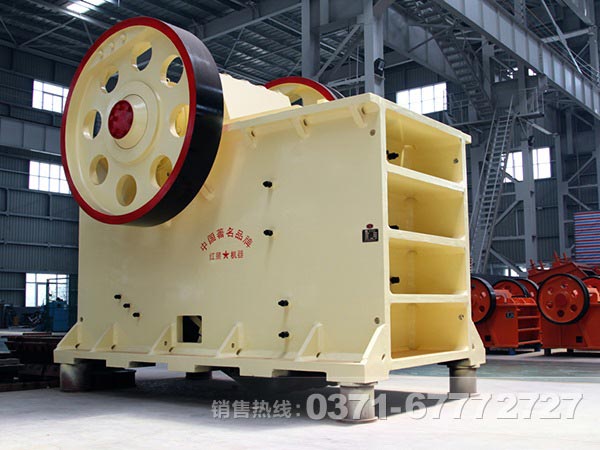 顎式粉碎機(jī)顎板、肘板和邊護(hù)板哪種好？