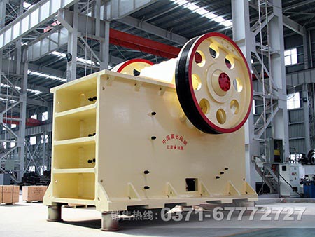 大塊鵝卵石打成石子選用哪種礦山破碎設(shè)備合適？