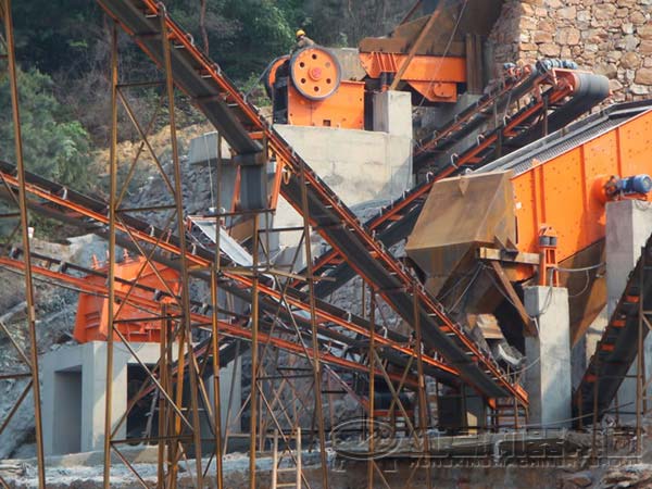 石灰石生產(chǎn)線(xiàn)