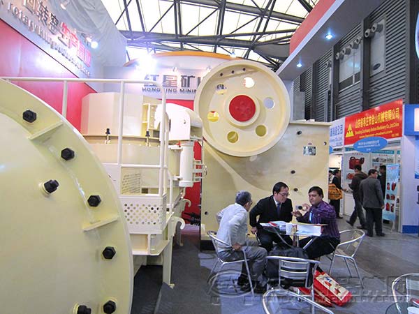 鐵礦石破碎機(jī)廠家