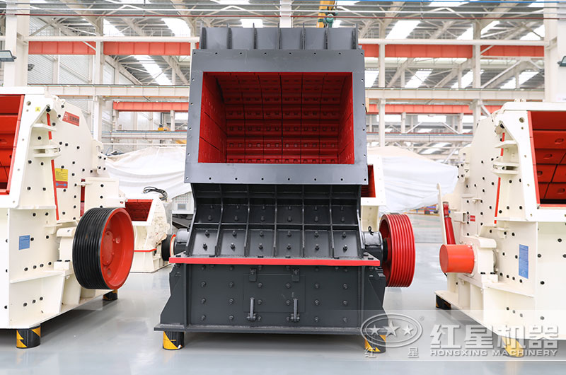 大型重錘式粉碎機圖片 大型重錘式粉碎機圖片