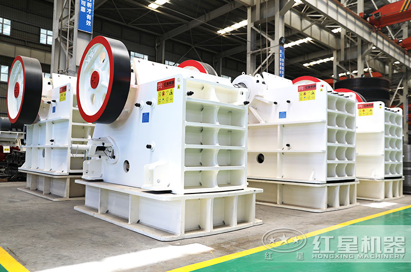 鄂式破碎機圖片 鄂式破碎機圖片