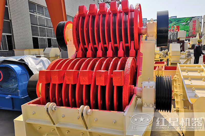 雙級(jí)破碎機(jī)內(nèi)部結(jié)構(gòu) 雙級(jí)破碎機(jī)內(nèi)部結(jié)構(gòu)