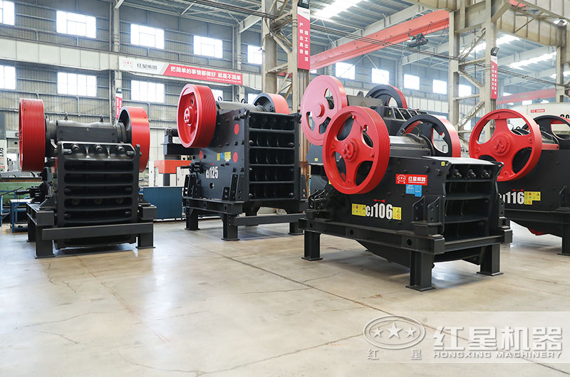顎式沙石破碎機(jī)圖片 顎式沙石破碎機(jī)圖片
