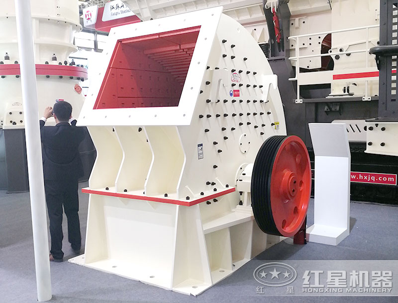 錘式破碎機(jī)可一次破碎成型 錘式破碎機(jī)可一次破碎成型