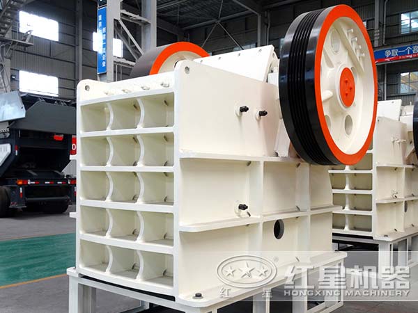 鉅惠來(lái)襲，礦用鄂式破碎機(jī)價(jià)格會(huì)隨之便宜嗎？