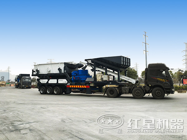 車載式移動制砂機入駐云貴地區(qū)，拉動當(dāng)?shù)亟?jīng)濟(jì)發(fā)展