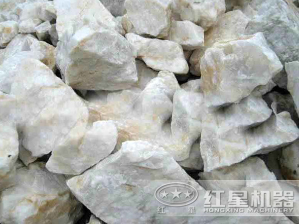 時(shí)產(chǎn)800噸的硅石破碎生產(chǎn)線需要哪些設(shè)備？需要投資多少錢？