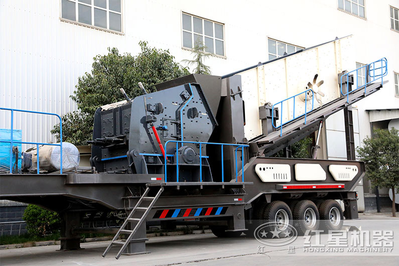 流動破石子機多少錢？生產(chǎn)環(huán)保嗎？（視頻現(xiàn)場直擊）