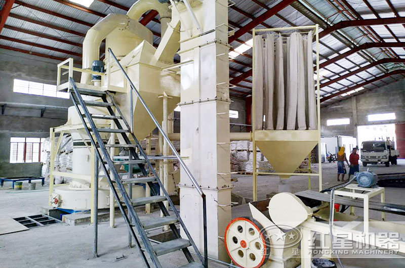 220v小型打石粉機(jī)器多少錢(qián)一臺(tái)？