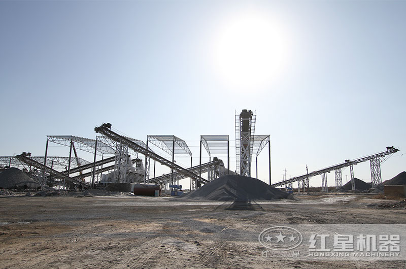 一套機(jī)制砂機(jī)器多少錢？有沒有現(xiàn)場工作視頻