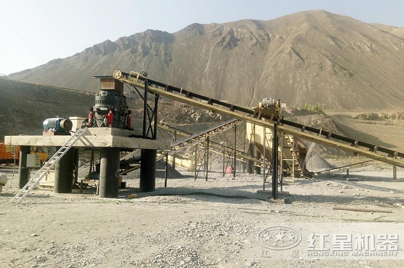 中型碎石機(jī)多少錢一臺(tái)，一天能碎多少石頭？