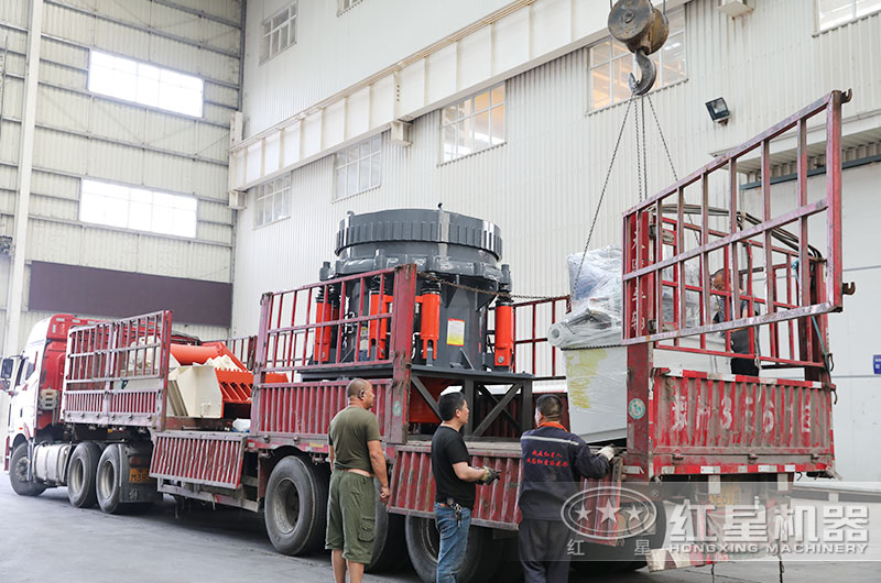 處理細(xì)料的圓錐破碎機(jī)下料口多大，產(chǎn)量是多少？