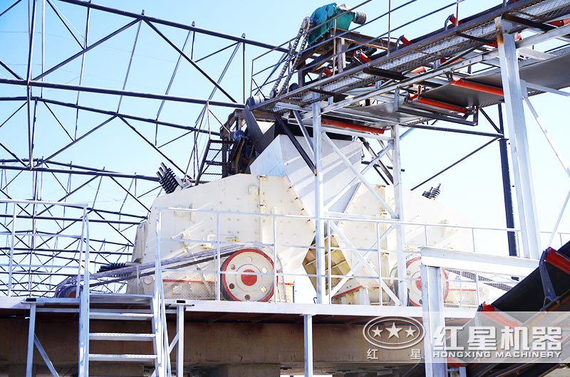 反擊破碎石與普通碎石區(qū)別？哪個(gè)售價(jià)高？