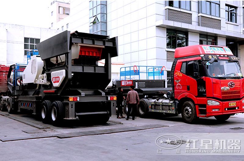 移動砂石機器成套價格多少錢，求有資歷正規(guī)礦山設(shè)備廠家推薦