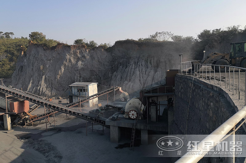 褐煤和煙煤有什么區(qū)別？重型石料破碎機能破褐煤嗎？