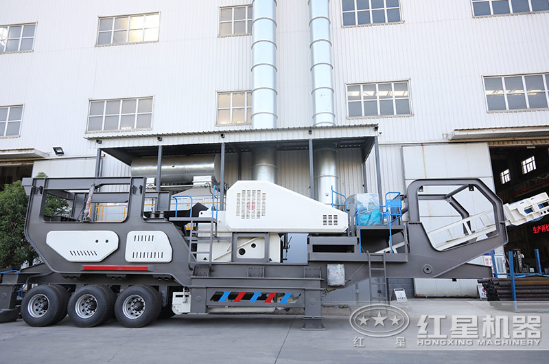 輪胎車身與顎破搭配的移動破碎機(jī)